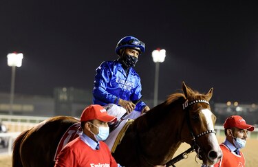 El panameño Luis Sáez gana millonaria carrera en Dubai