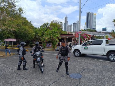 Intento de robo en agencia de la Lotería de la Tumba Muerto deja tres fallecidos