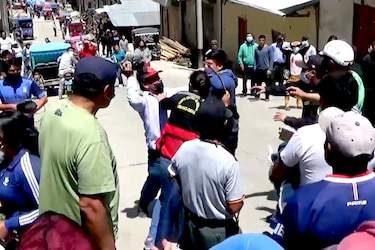 Periodistas peruanos sufrieron 206 ataques en 2021