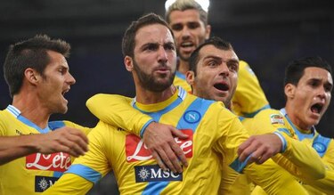 Higuaín marca dos goles en victoria del Napoli sobre Lazio