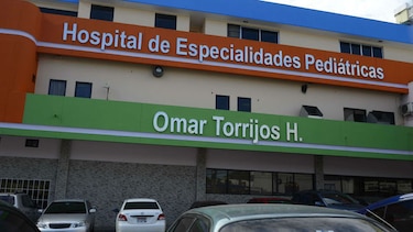 Estudiante herido por caída de poste reingresa al hospital