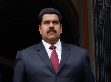 Maduro ‘ajusta’ su gabinete con cambios en cuatro ministerios