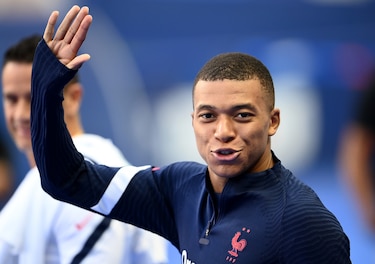 Mbappé da positivo por covid-19 y es baja para el partido entre Francia y Croacia