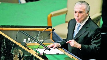 Autorizan investigar a Michel Temer