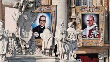 El papa santifica a Pablo VI y a Óscar Arnulfo Romero