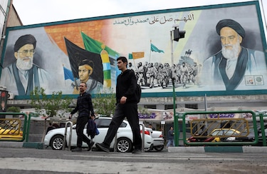 Trump dice que bloqueará el estrecho de Ormuz y acusa a Irán de mantener su plan nuclear