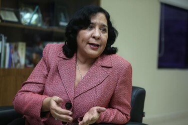 Mil docentes no han cobrado en el año lectivo 2014