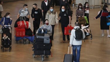 Variante Ómicron llega a América, confirman dos casos en Canadá