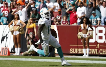 Dolphins vencen a Redskins con espectacular carrera de Landry