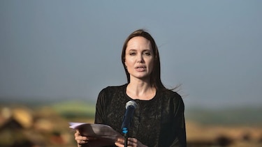 Angelina Jolie pide acabar violencia contra los rohingya