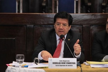 Recomiendan levantar fueros a magistrado guatemalteco por corrupción
