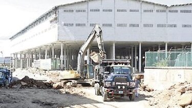 Cinco inspectores vigilan las construcciones en Colón