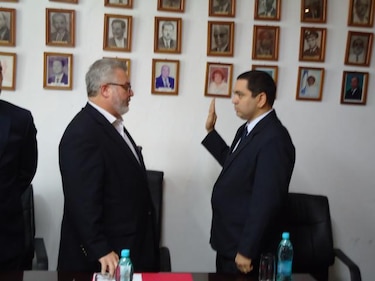 Gobernadores de Herrera y Los Santos son juramentados