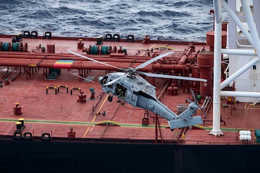 Video: Estados Unidos intercepta a buque petrolero Verónica III por violar bloqueo de crudo