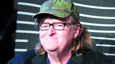 Moore va contra Donald Trump