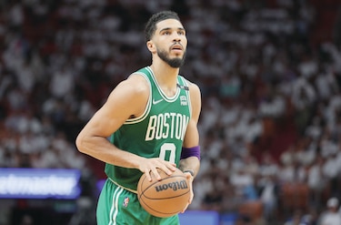 Los renacidos Warriors y unos renovados Celtics arrancan hoy las finales de la NBA