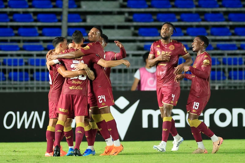 Saprissa de Costa Rica pide la hora y gana por la mínima en Panamá al Umecit