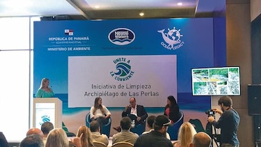 Anuncian iniciativa para combatir el plástico