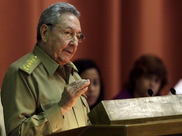 Raúl Castro reafirma el modelo de las reformas de mercado en Cuba