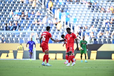 Thomas Christiansen sufre una baja sensible en la defensa para enfrentar a Surinam