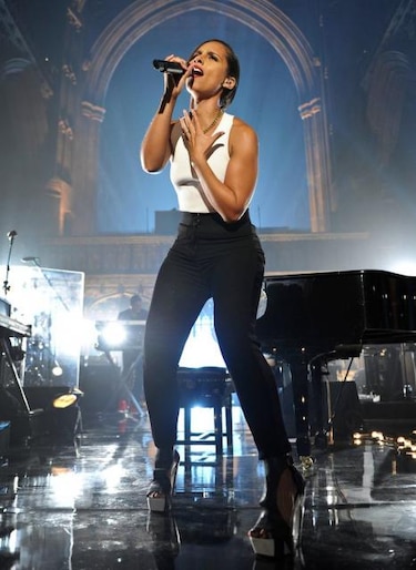 Alicia Keys le canta a los cielos