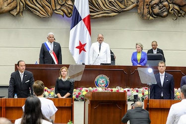Cinco horas de pulseo político en la Asamblea Nacional y la oposición impuso a Jorge Herrera