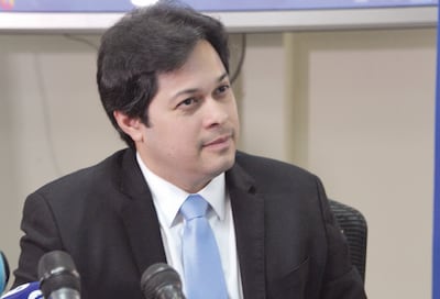 El exdirector de Ingresos, Publio De Gracia, es aprehendido por presunto enriquecimiento