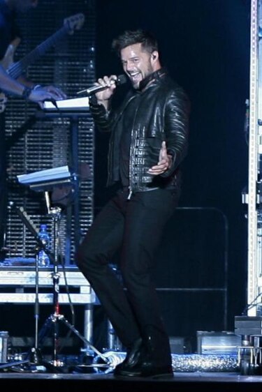 Ricky Martin suspende concierto en R. Dominicana