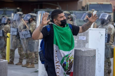 Los votantes latinos ayudaron a Trump a regresar al poder hace un año... Ahora algunos se arrepienten