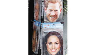 Admiradores se preparan para la boda