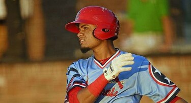Panameño Allen Córdoba pasa a los Padres de San Diego