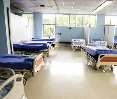 Comenenal: en dos años el  sistema sanitario deberá tener unas 20 mil camas hospitalarias