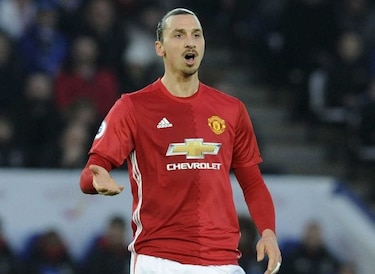 United da de baja a Ibrahimovic; seguirá su recuperación con el club
