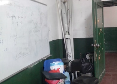 Detectan daños en equipos informáticos y plagas en la Escuela Profesional Isabel Herrera Obaldía