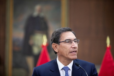 Fiscalía peruana pide 15 años de cárcel para Martín Vizcarra