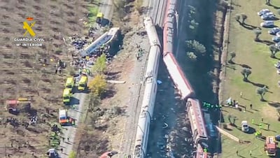 Al menos 68 muertos y más de 50 heridos tras accidente entre dos trenes en España