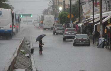 El huracán Milton alcanza categoría 4 y se fortalece en el Golfo de México