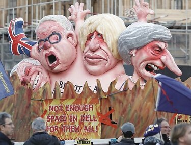 May sufre humillante derrota en el Parlamento por el ‘brexit’