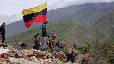 Qué sentí al volver a La Guaira y ver que el lugar en el que nací está ahora devastado y con cadáveres apilados