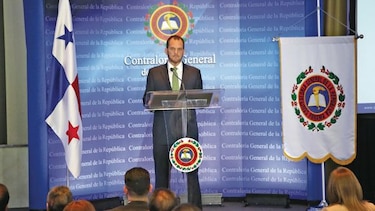 Contralor Federico Humbert desnuda la manera en que diputados dilapidaron fondos públicos