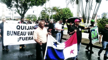 Trabajadores de la ACP protestan para exigir mejora salarial