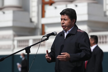 Juez dicta 36 meses de prisión preventiva para Pedro Castillo en caso de corrupción