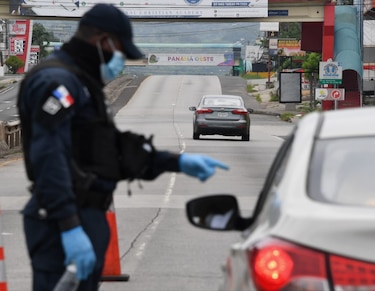 Ya van 31,251 personas detenidas por violar las restricciones de la cuarentena