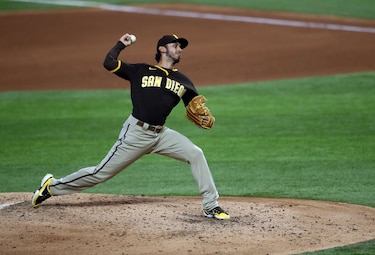 Panameño Javy Guerra logra su primera victoria en Grandes Ligas