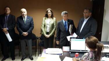 Docentes de la Facultad de Derecho de la Universidad de Panamá denuncian irregularidades