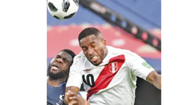 Farfán, hospitalizado tras un traumatismo de cráneo