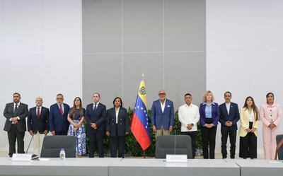 Chavismo y oposición instalan formalmente la mesa de diálogo para abordar la transición