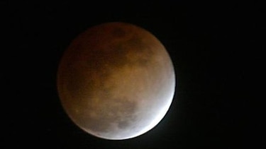 La Luna tendría 4 mil 470 millones de años