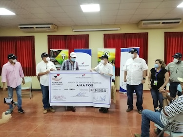 Gobierno comprará $5.7 millones en producto nacional