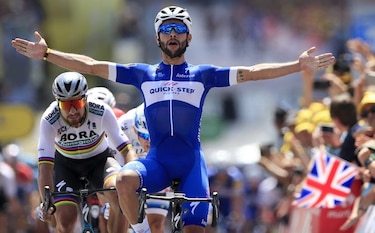 El colombiano Fernando Gaviria es líder tras primera etapa del Tour